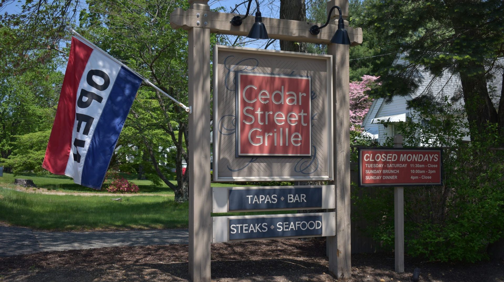 Cedar Street Grille signage